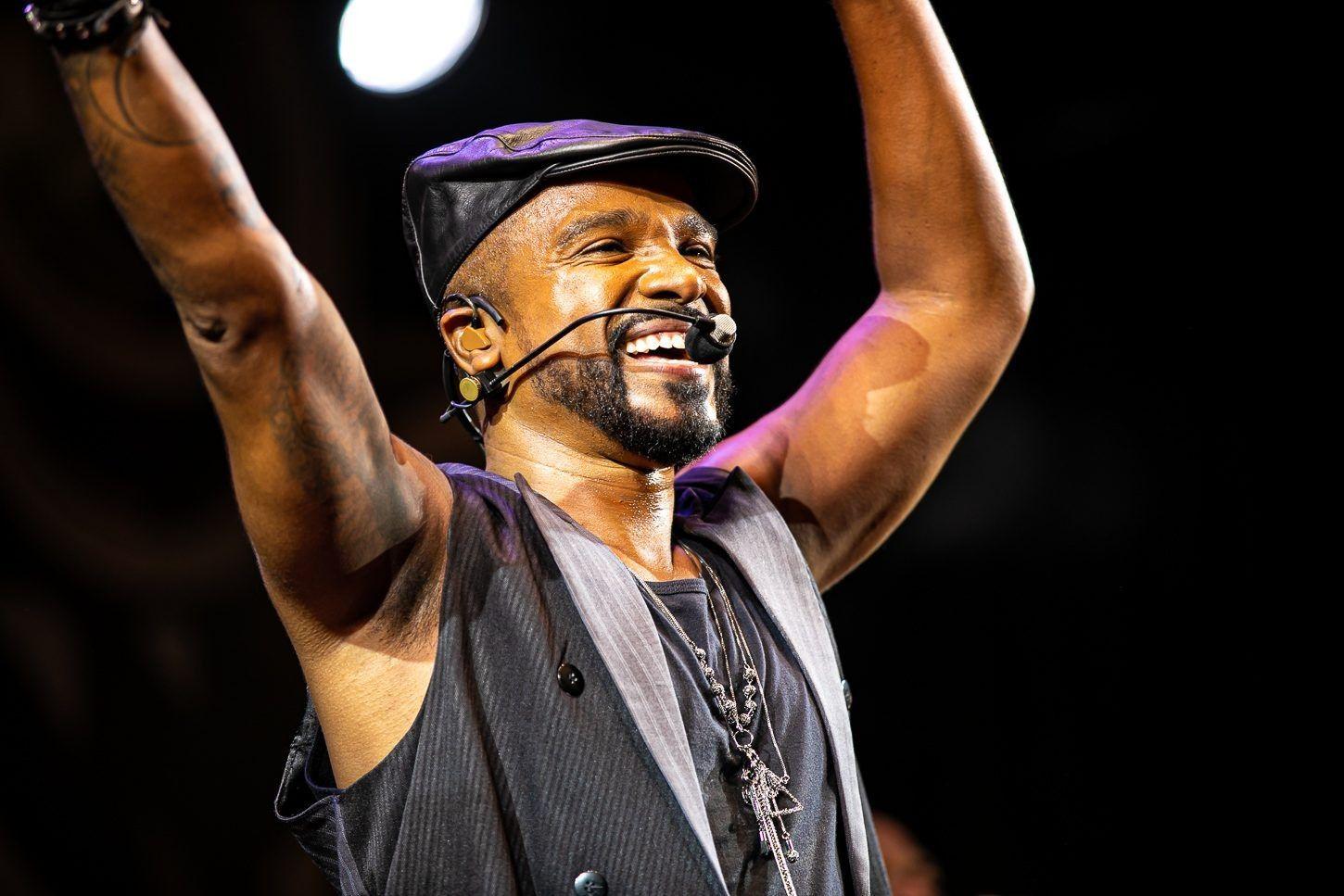 Alexandre Pires apresenta projeto inédito “Pagonejo Bão