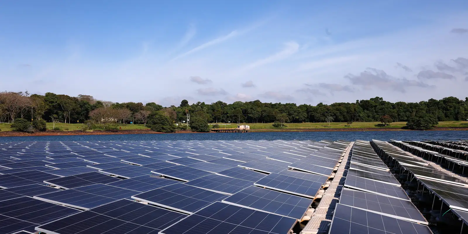 Energia solar em Itaipu tem potencial para dobrar capacidade da usina