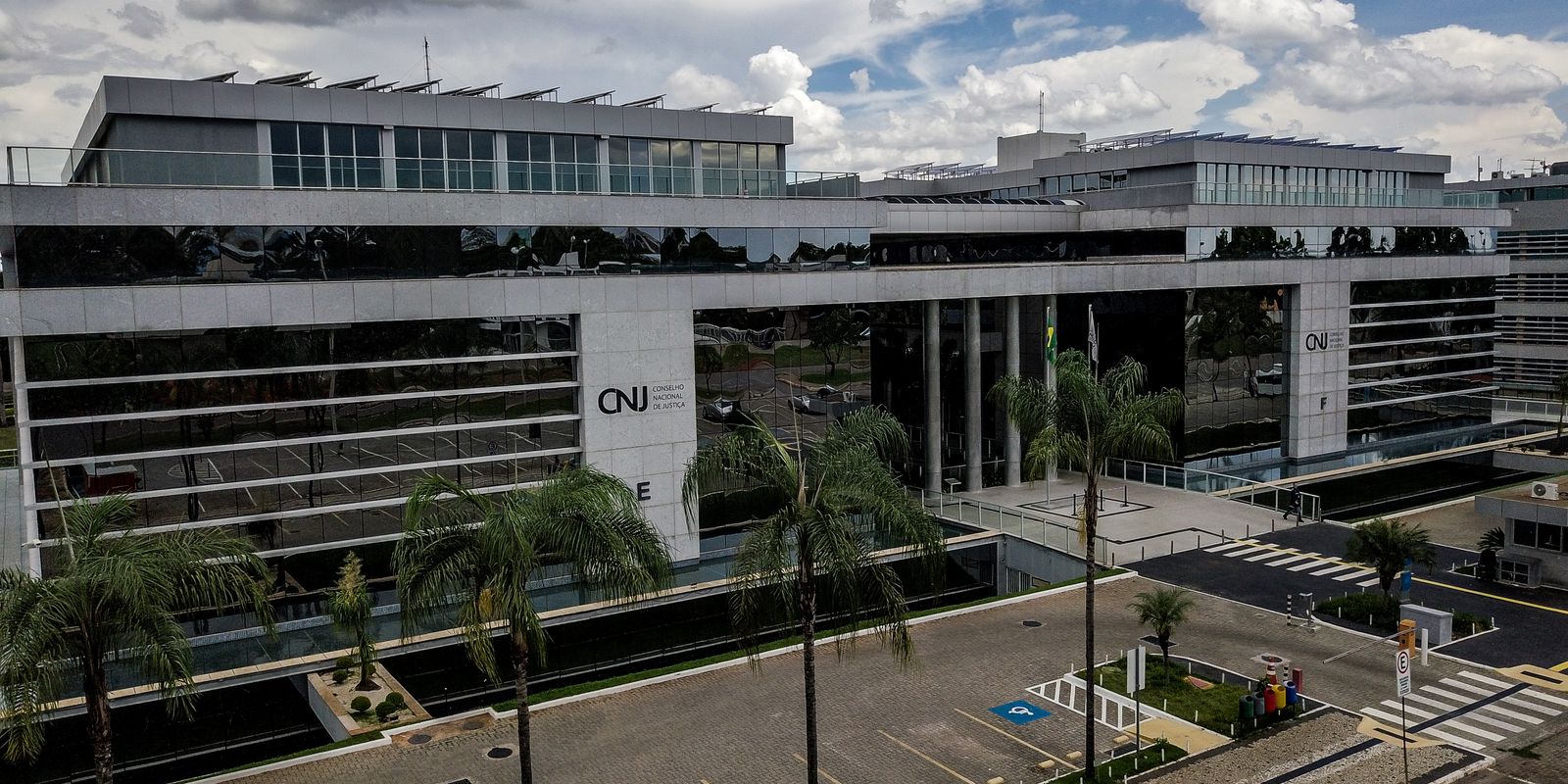 CNJ acaba com aposentadoria compulsória como punição máxima para juiz